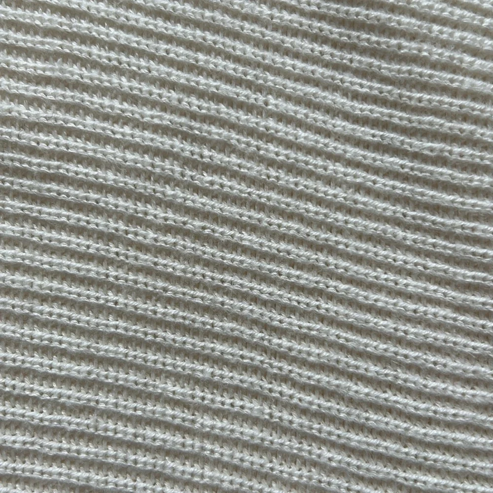 Tommy Bahama sweater - Picture 9 of 9